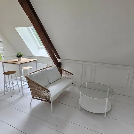 T2 De La Prefecture *